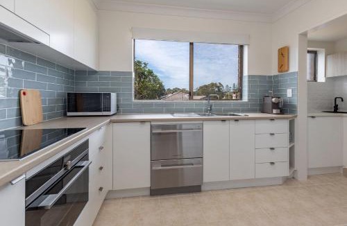 Tuncurry Apartment | Fourwinds 8