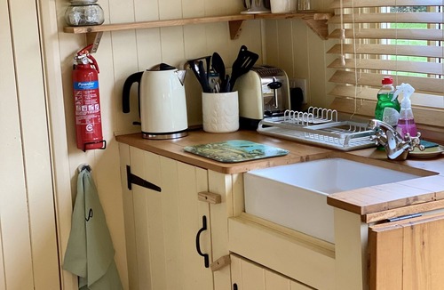 March Bed & Breakfast | Fourwinds Leisure