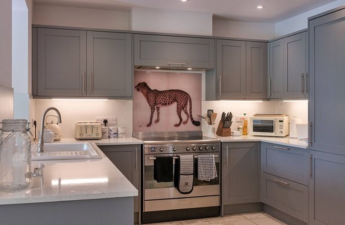 Halfway House Cottage | Fox and Hare