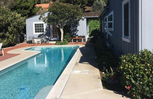 La Jolla Shores House | Fox Den North: Detached Bedroom and Bath