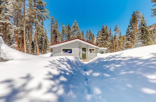 Blue River House | Fox Den