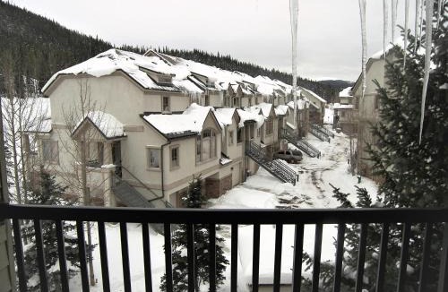 East Village at Copper House | Fox Pine Lodge Hotel Room 2 FPAFH2