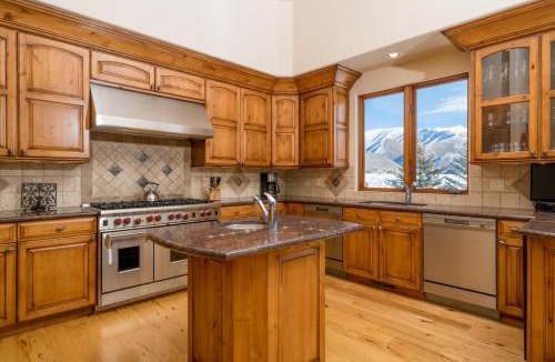 Highlands House | Fox Run Home