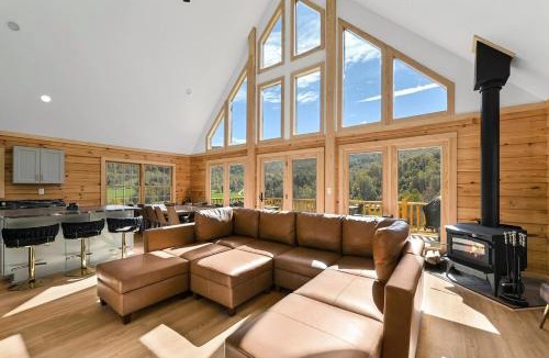 Canton Villa | Fox Run Log Cabin LUXE Ashville Dutch Cove