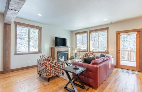 Columbia Falls House | Fox Trail