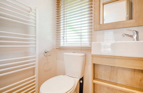 Bala Ski Chalet | Foxglove 4 Platinum (Pet)