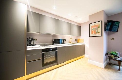 Buxton Hotel | Foxlow Grange by Muse Escapes