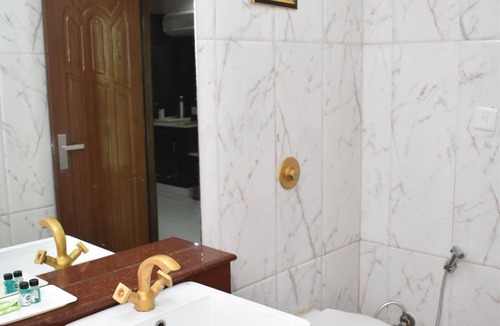 Rakabganj Hotel | Foxoso Taj View Hotel