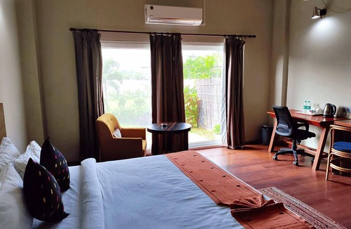 Hatikhuli Resort | Foxtail Orchid