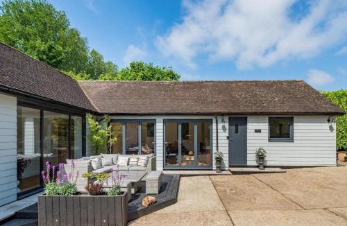 Harrietsham House | Foxton Lodge