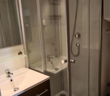 Frejus Plage Apartment | Fréjus-Plage et Centre-ville, 28 m2, Accueil 4 personnes, Français, English Spoken