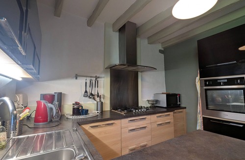 Rosnay Cottage | Charming Eco-Renovated 19th Century Cottage in Brenne Nature Park with Garden and Modern Amenities