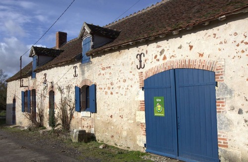 Rosnay Cottage | Charming Eco-Renovated 19th Century Cottage in Brenne Nature Park with Garden and Modern Amenities
