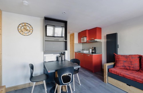 Bellentre Apartment | Renovated studio near slopes with wellness, pets allowed