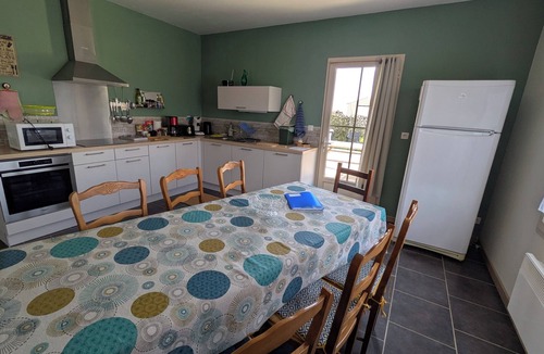 Saint-Mathurin-sur-Loire House | House in Saint-Mathurin sur Loire/8 pers/near Loire