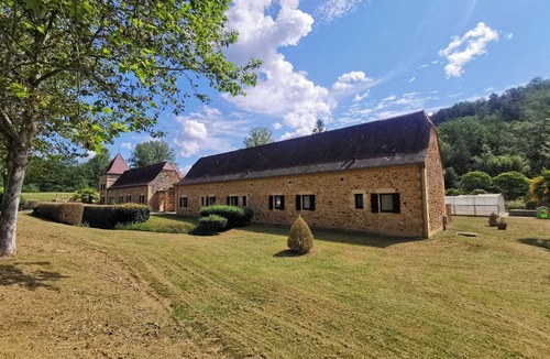 Rouffignac-Saint-Cernin-de-Reilhac House | Moulin Haut 18 pers. Quiet and comfortable