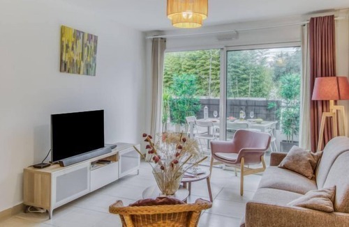 Les Lecques Apartment | Apartment Garden Beach in Saint Cyr sur mer Les Lecques - 4 persons, 2 bedrooms