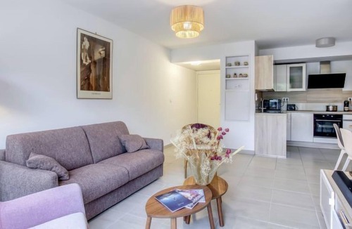 Les Lecques Apartment | Apartment Garden Beach in Saint Cyr sur mer Les Lecques - 4 persons, 2 bedrooms