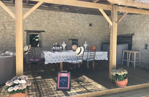 Sainte-Eulalie-d'Eymet Apartment | Beautiful pigeonnier tower gite in rural french setting with pool. Very peaceful