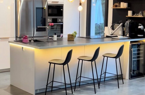 Saint-Maximin-la-Sainte-Baume Villa | Casa Serena: the perfect Carrefour for the Provence and Cote d'Azur region