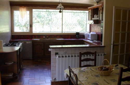 Saint-Maximin-la-Sainte-Baume Villa | Spacious family villa with pool in the heart of green Provence, 4 bedrooms