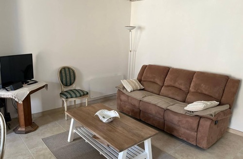 Treigny House | Au p'tit soulier de Puisaye, near Guédelon
