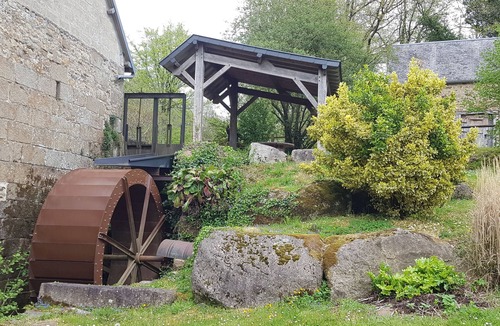 Villedieu-les-Poeles House | LE MOULIN D'AIROU