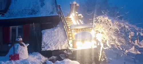 Zogno Ski Chalet | FRACA CHALET View Relax Walk in nature