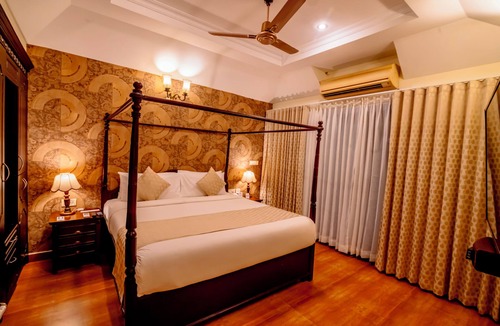 Paravur Resort | Fragrant Nature Backwater Resort & Ayurveda Spa