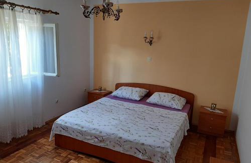 Brna Apartment | Franceska