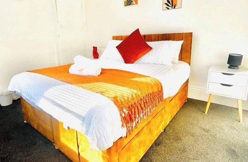 Southsea House | Francis Avenue Guesthouse: Family-Friendly Stay