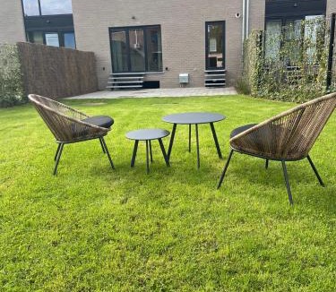 Monville House | Frangines & Compagnie