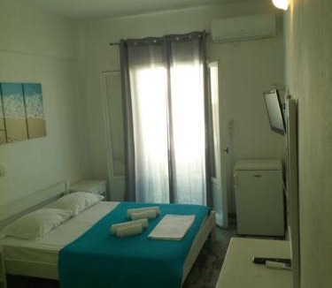 Parikia Hostel | Frangiscos