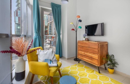 Jumeirah Beach Residence Apartment | Frank Porter - Bay Central