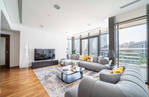 Bur Dubai Apartment | Frank Porter - Burj Daman