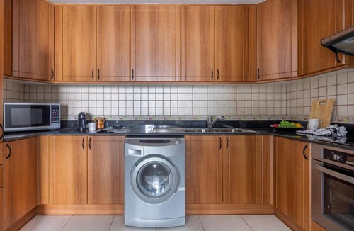 Dubai Marina Apartment | Frank Porter - Princess Tower