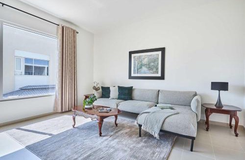 Dubai Apartment | Frank Porter - Urbana II