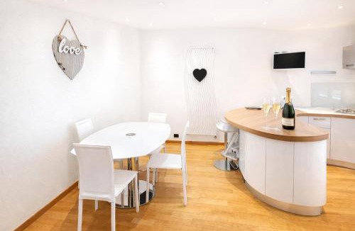 Pegli Apartment | Frank's Sunset