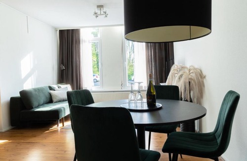Middenmeer Apartment | Frankendael Apartments