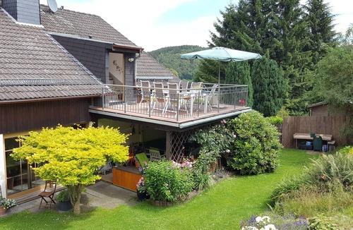 Schmitten Apartment | Frankfurt a. Experience M. - enjoy peace in the Taunus - children and dogs welcome