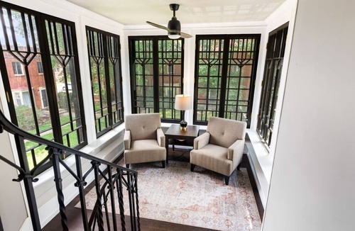 Near East Columbus House | Franklin Conservatoire Mansion- Free Parking!