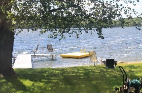 Pelican Rapids House | Franklin Lake Escape
