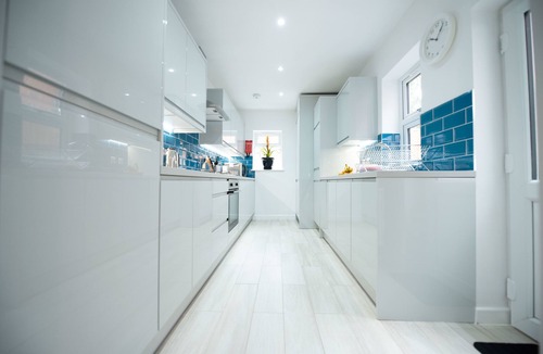 Reading House | Franklin Lodge
