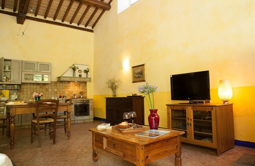 Radicondoli House | FRANTOIO -IL VECCHIO MULINO TOSCANA