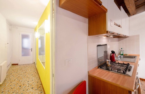 San Polo Apartment | Frari 2