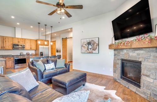 Fraser Condo | Fraser Adventure Base! Condo Near Hiking & River