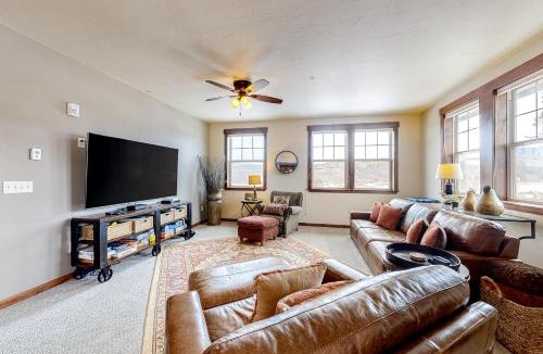 Fraser Apartment | Fraser Mountain Memories