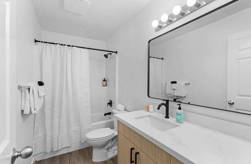 Fremont Apartment | FRE03 - Pike Place Perch