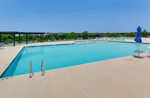Frederick House | Frederick Townhome w/Balcony, Close to Parks!