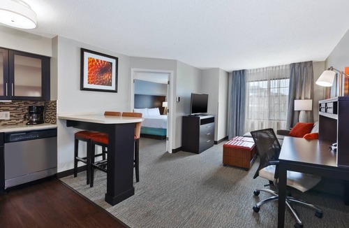 Utica Condo | Free Breakfast Buffet. Pool & Hot Tub Access. Great Location!